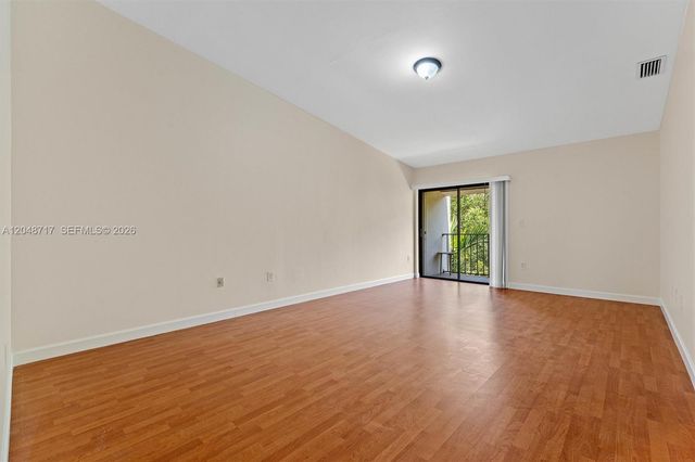2525 NE 135th St, North Miami, FL 33181
