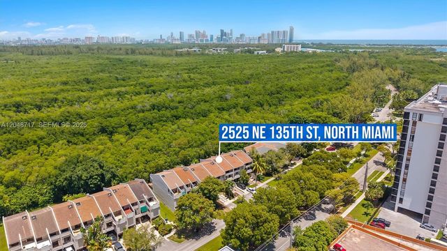 2525 NE 135th St, North Miami, FL 33181