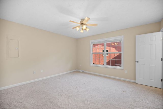 100 Henry Drive, Berea, KY 40403