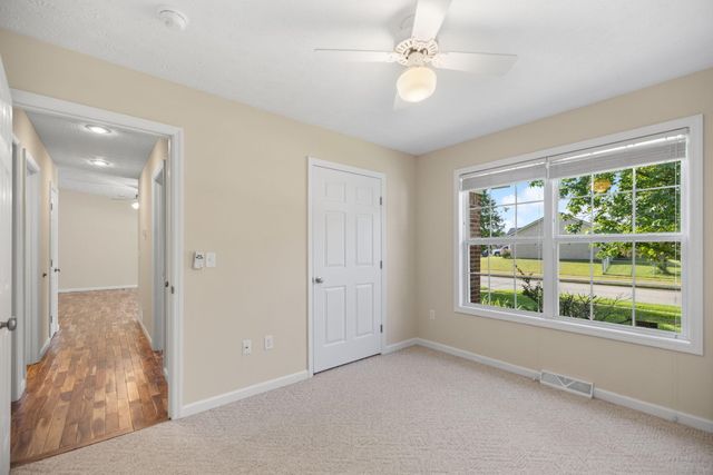 100 Henry Drive, Berea, KY 40403