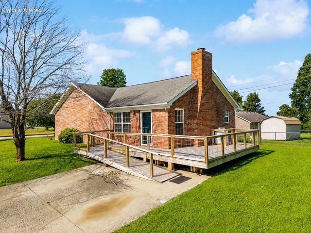 100 Henry Drive, Berea, KY 40403