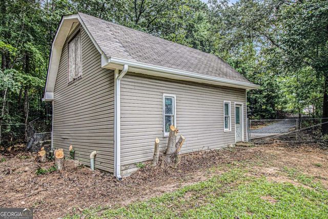 371 Lake Drive SE, Calhoun, GA 30701