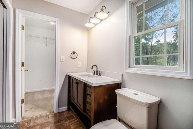 371 Lake Drive SE, Calhoun, GA 30701