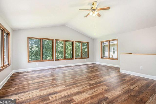 371 Lake Drive SE, Calhoun, GA 30701