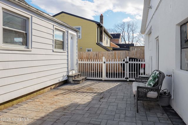 54 Chingarora Avenue, Keyport, NJ 07735