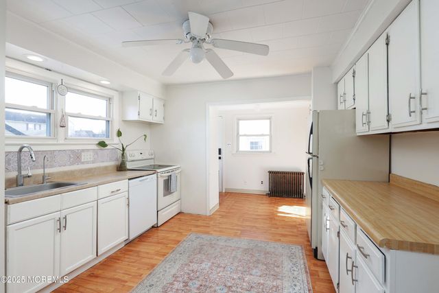 54 Chingarora Avenue, Keyport, NJ 07735