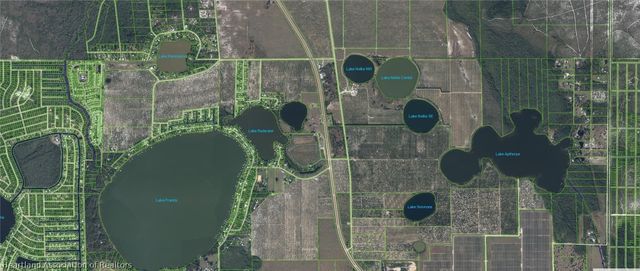 881 Papaya Street, Lake Placid, FL 33852