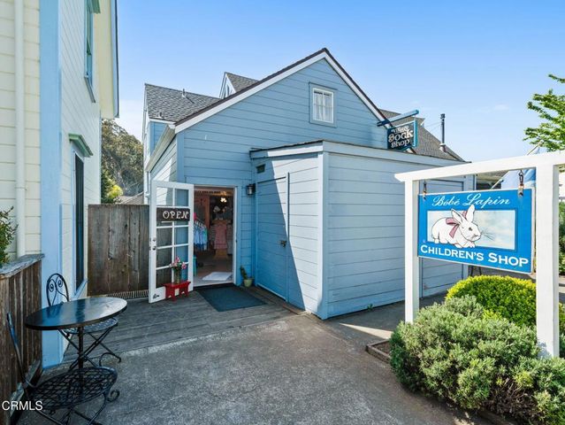 10481 Lansing Street, Mendocino, CA 95460