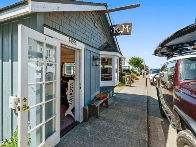 10481 Lansing Street, Mendocino, CA 95460
