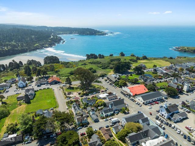 10481 Lansing Street, Mendocino, CA 95460