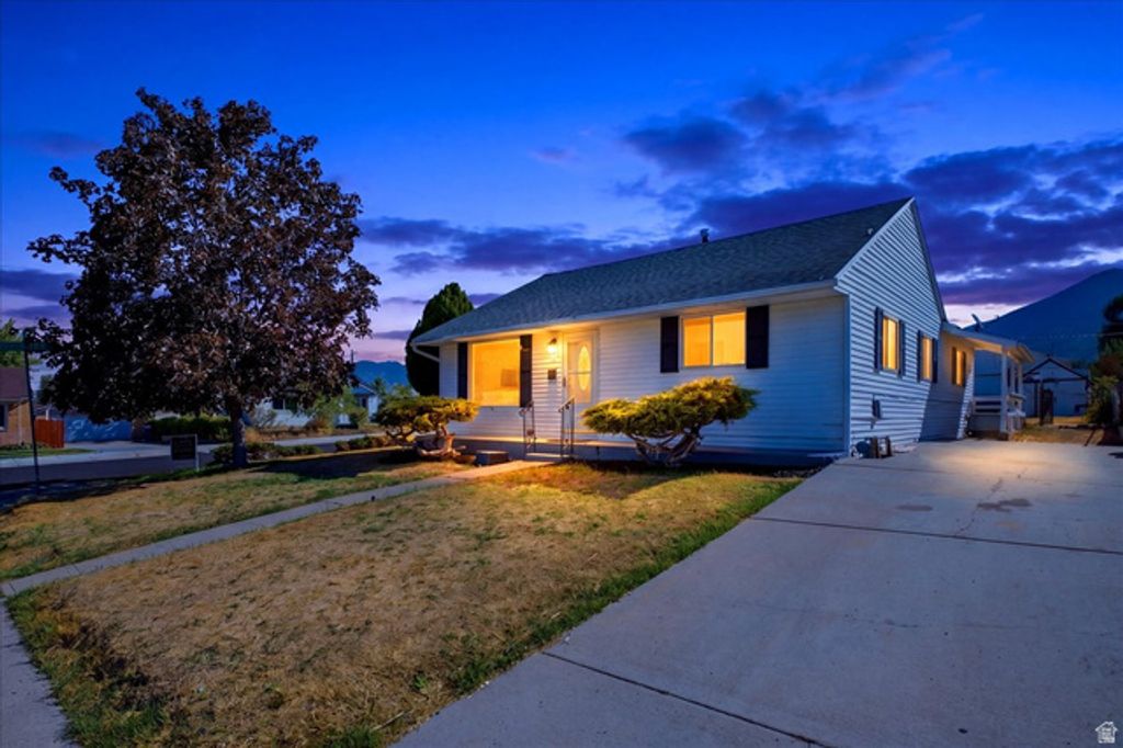 105 S 5TH ST, Tooele, UT 84074 — exterior