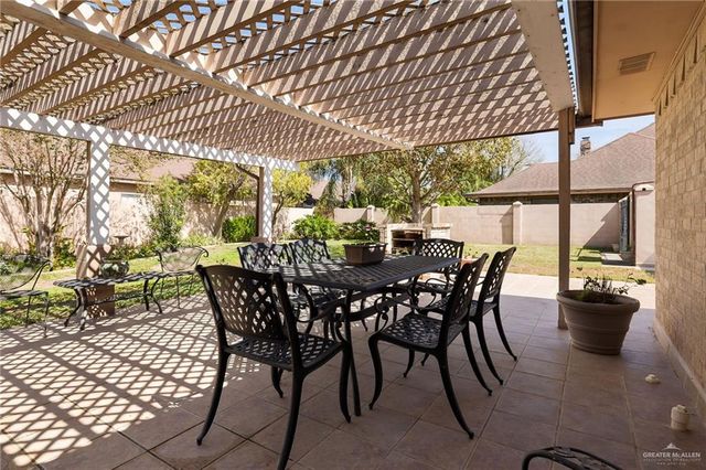 9813 Las Palmas Drive, Mcallen, TX 78504