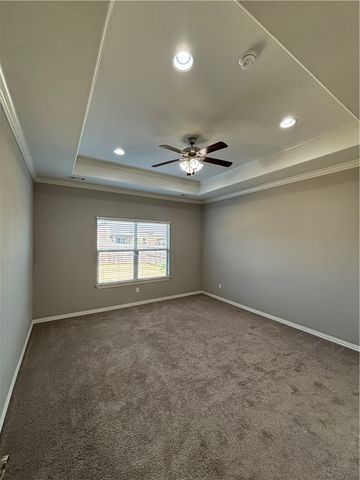 4400 SW Eggersway Place, Bentonville, AR 72712