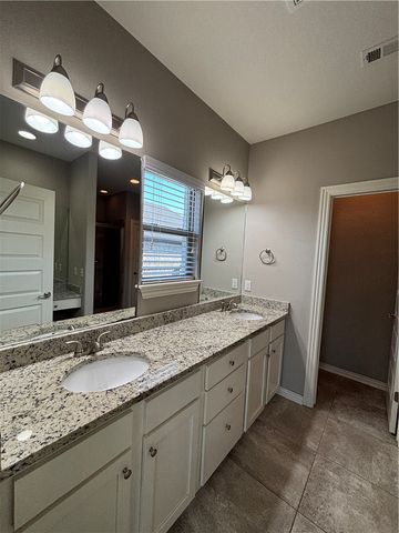 4400 SW Eggersway Place, Bentonville, AR 72712