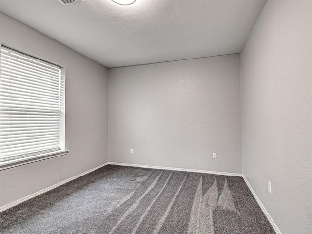 20040 Timberidge Road, Harrah, OK 73045