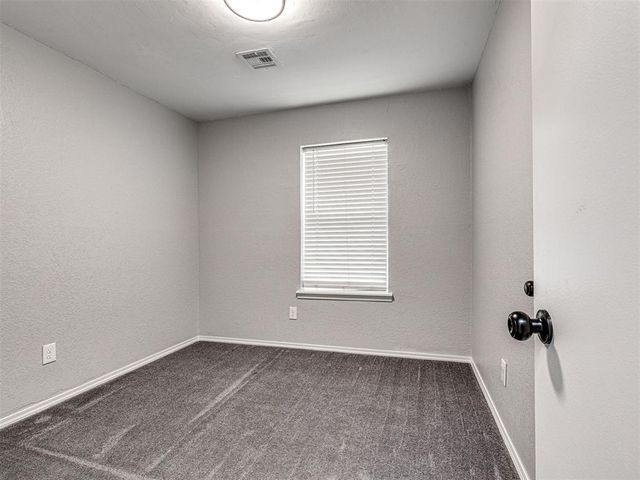 20040 Timberidge Road, Harrah, OK 73045