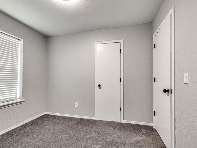 20040 Timberidge Road, Harrah, OK 73045
