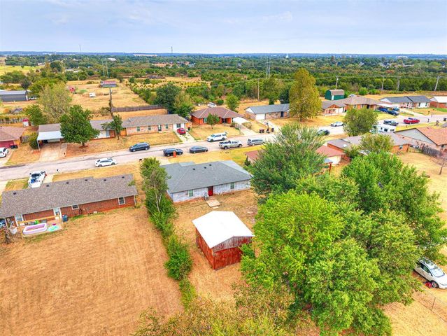20040 Timberidge Road, Harrah, OK 73045