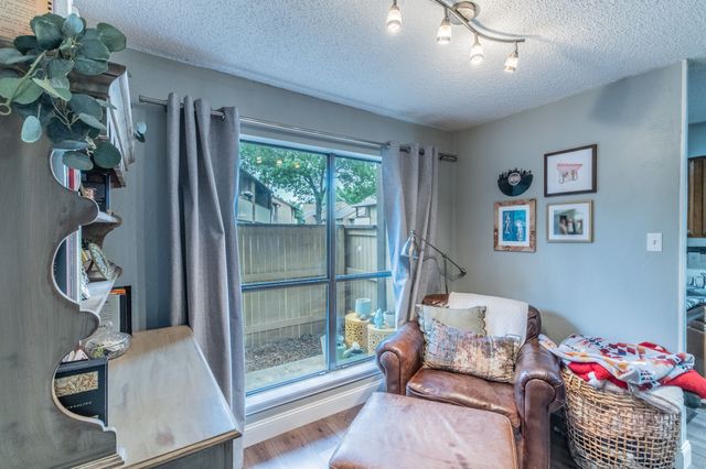 1901 Cloisters Drive 914, Arlington, TX 76011