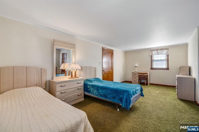 281 Fencsak Avenue, Elmwood Park, NJ 07407