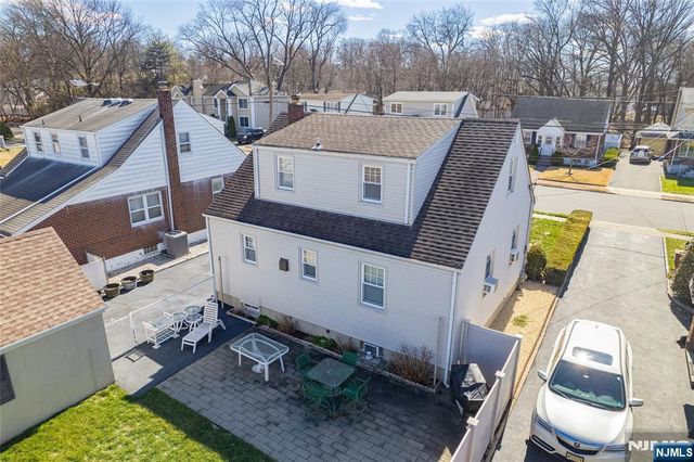 281 Fencsak Avenue, Elmwood Park, NJ 07407