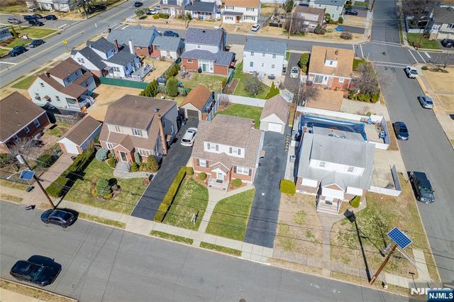 281 Fencsak Avenue, Elmwood Park, NJ 07407