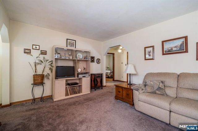 281 Fencsak Avenue, Elmwood Park, NJ 07407