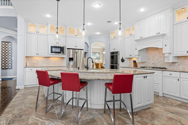 114 Tehama Place, Montgomery, TX 77316