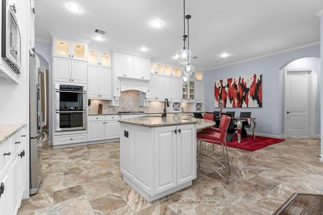 114 Tehama Place, Montgomery, TX 77316