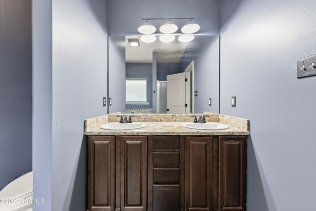 506 Flanders Ridge Drive, Youngsville, LA 70592