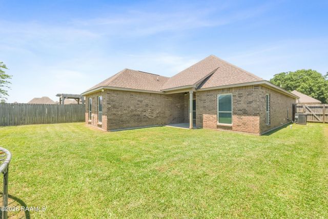 506 Flanders Ridge Drive, Youngsville, LA 70592
