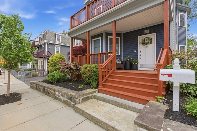 16 Wyoming St 2, Boston, MA 02121