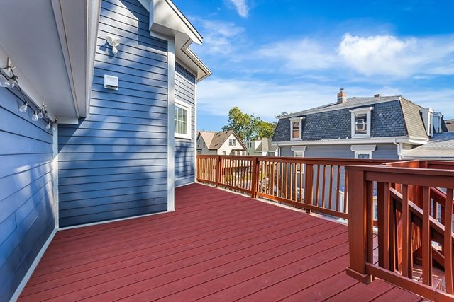 16 Wyoming St 2, Boston, MA 02121