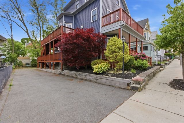 16 Wyoming St 2, Boston, MA 02121