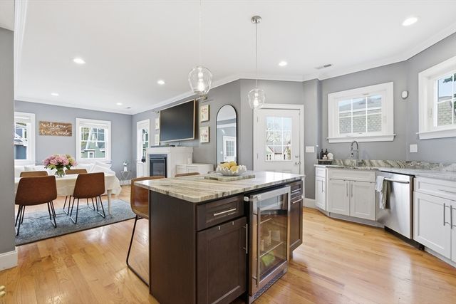 16 Wyoming St 2, Boston, MA 02121