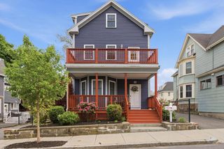16 Wyoming St 2, Boston, MA 02121