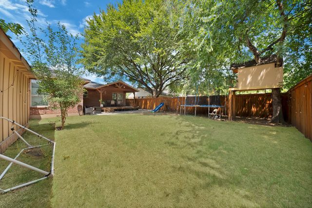 1102 Ash Street, Irving, TX 75060