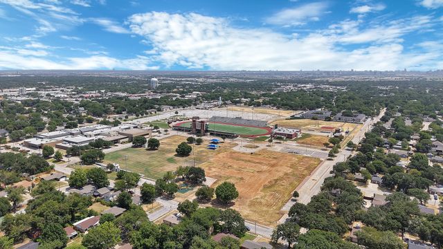 1102 Ash Street, Irving, TX 75060