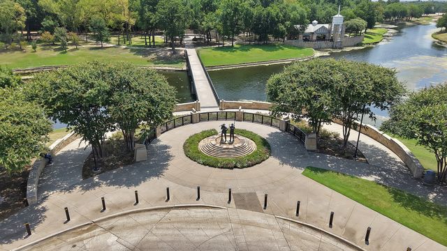 1102 Ash Street, Irving, TX 75060