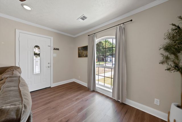 1102 Ash Street, Irving, TX 75060