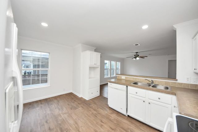 6526 Carver Road A, Houston, TX 77091