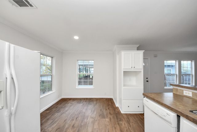 6526 Carver Road A, Houston, TX 77091