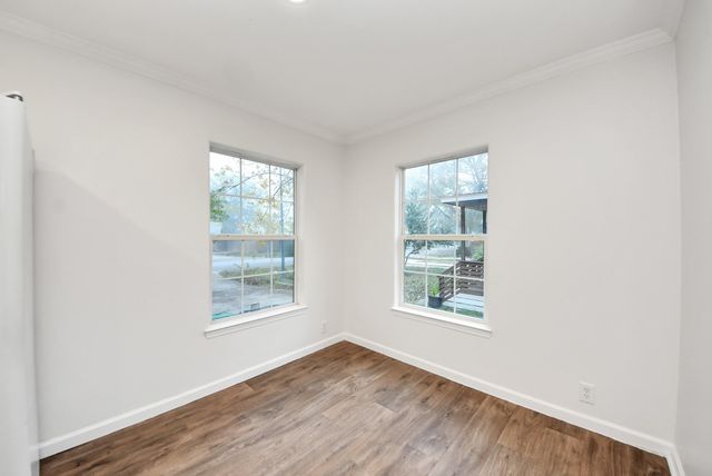 6526 Carver Road A, Houston, TX 77091