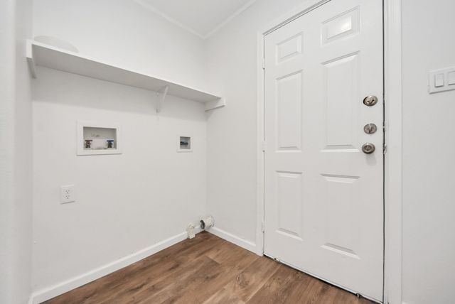 6526 Carver Road A, Houston, TX 77091