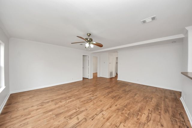 6526 Carver Road A, Houston, TX 77091