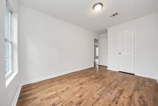 6526 Carver Road A, Houston, TX 77091