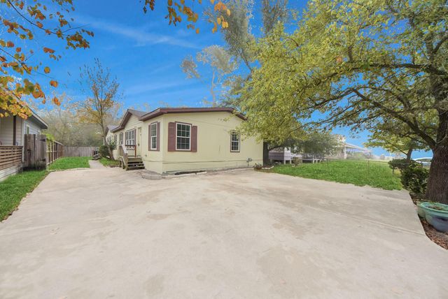 6526 Carver Road A, Houston, TX 77091