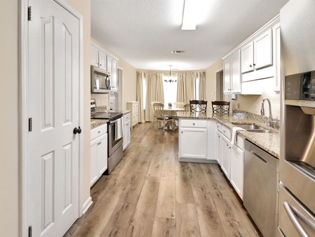 5141 WELBOURNE CV, Arlington, TN 38002