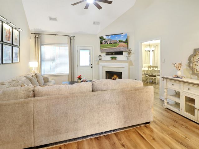 5141 WELBOURNE CV, Arlington, TN 38002