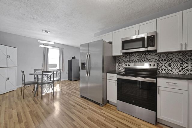 1976 Westfield Drive S, Columbus, OH 43223